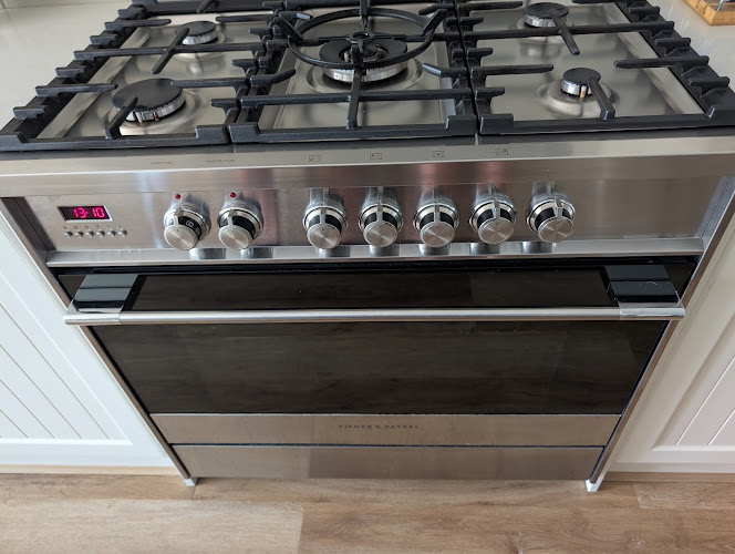 Regional Appliance & Electrical Services in Fairy Meadow